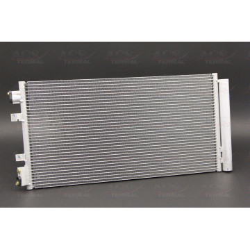 Радиатор кондиционера Renault Fluence Megan (11-) датчик в бок