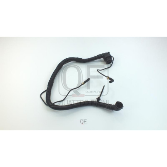 Патрубок системы вентиляции картера