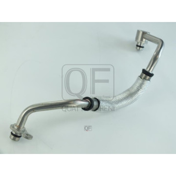 Патрубок системы охлаждения