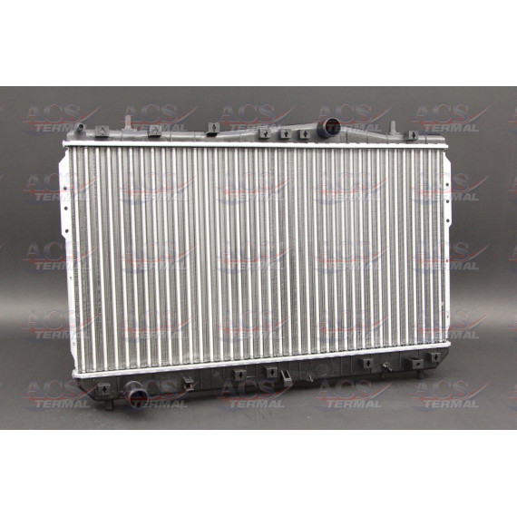 Радиатор охлаждения Chevrolet Lacetti 1.4-1.8 (04-) MT