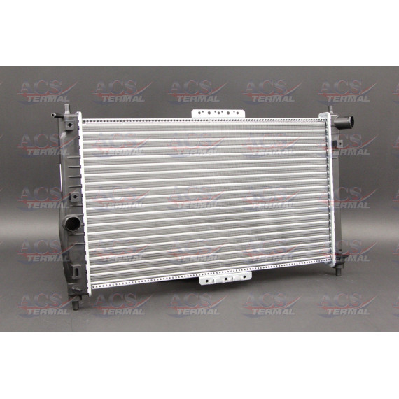 Радиатор охлаждения Chevrolet Lanos (97-17) MT +AC