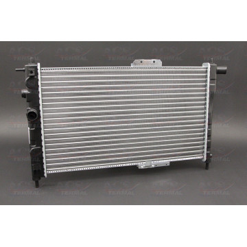 Радиатор охлаждения Daewoo Nexia (96-16) MT