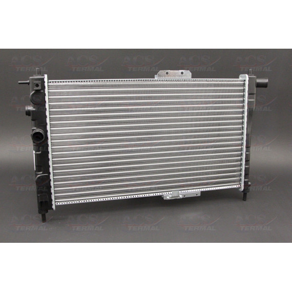 Радиатор охлаждения Daewoo Nexia (96-16) MT