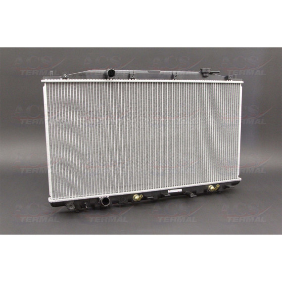 Радиатор охлаждения Honda Accord VIII (08-12)