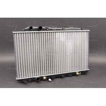 Радиатор охлаждения Honda Civic VIII (06-12) Седан Хомуты