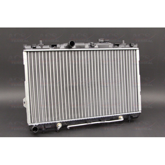 Радиатор охлаждения Hyundai Elantra (XD) 1 6-2 0 AT (00-)