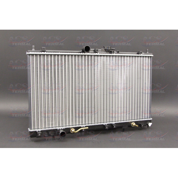 Радиатор охлаждения Mitsubishi Galant VIII 2.0-2.5 (96-04)