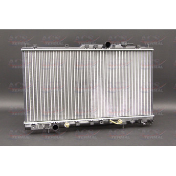 Радиатор охлаждения Mitsubishi Galant VIII 2.4 (99-04) USA