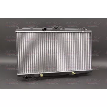 Радиатор охлаждения Nissan Almera N16 / Primera P12 1.5-1.8 (00-08)