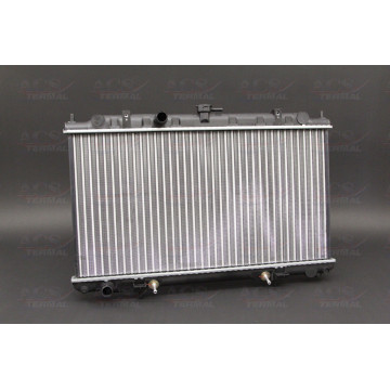 Радиатор охлаждения NissanAD / WINGROAD (Y11) SUNNY (B15) 98- AT