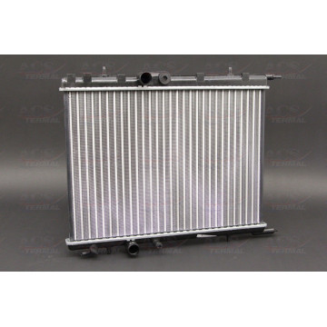 Радиатор охлаждения Peugeot 307 206/C4 1 1-2 0 M/A +/-