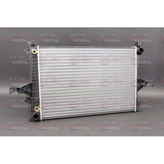 Радиатор охлаждения Volvo S 60/XС70/80 A 0