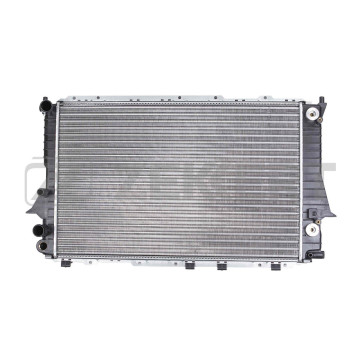 Радиатор охлаждения двигателя Audi 100 IV 90- A6 94-