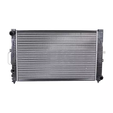 Радиатор охлаждения двигателя Audi A4 95- A6 II 97- Skoda Superb (3U4) 01- VW Passat V 96-