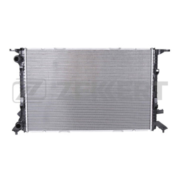 Радиатор охлаждения двигателя Audi A4 IV 07- A5 07- A6 IV 11- Q3 11- Q5 08-