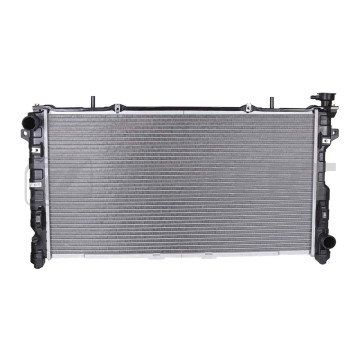 Радиатор охлаждения двигателя Chrysler Voyager IV 05- Dodge Caravan IV 05-