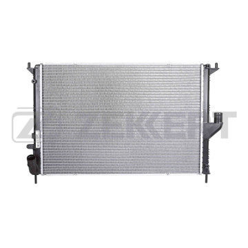 Радиатор охлаждения двигателя  Largus 12- Renault Duster 11- Logan 04- Sandero 09-