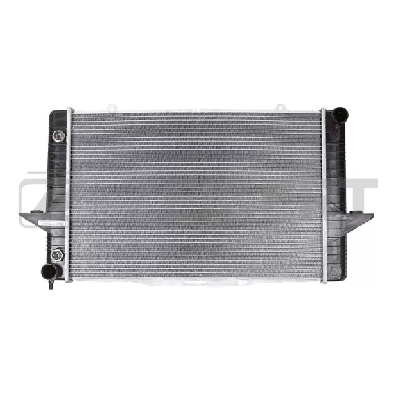 Радиатор охлаждения двигателя Volvo 850 91- S70 97- V70 95-