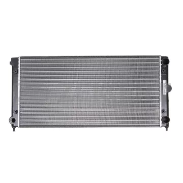 Радиатор охлаждения двигателя VW Passat III IV 88- (630 мм)