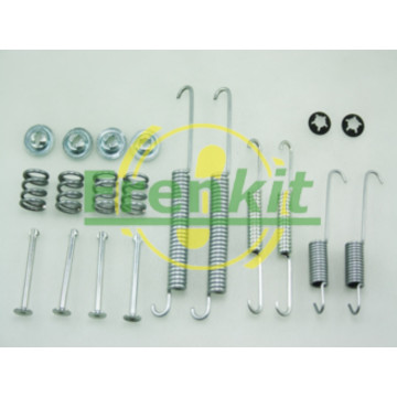 Комплект установочный передних тормозных колодок PEUGEOT 106 1996-2001 206 1998-2013 306 1995- /