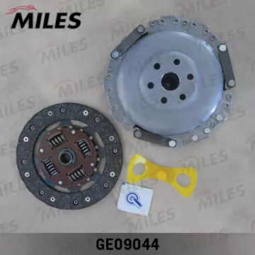 Сцепление к-т без подшипника CHERY AMULET 1.6 03-09