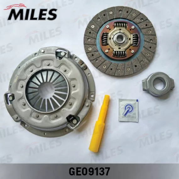 Сцепление комплект NISSAN PRIMERA P10/P11 1.8-2.0 90-01