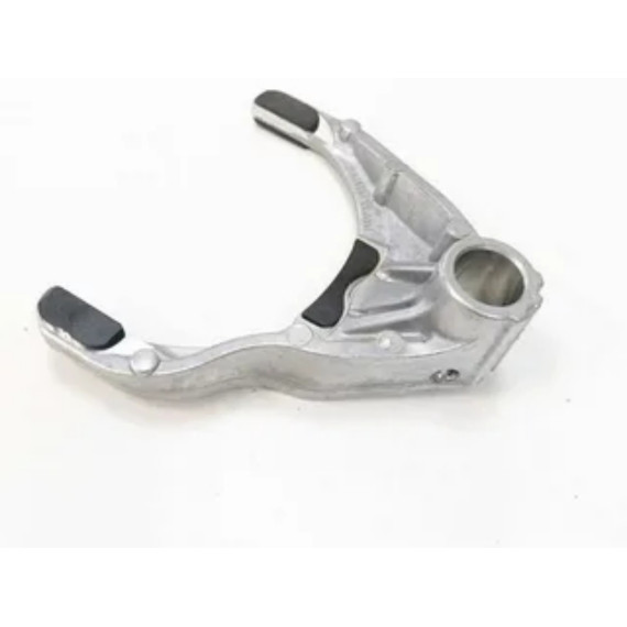 Вилка КПП 2181Гранта 5 передача (тросовая КПП) Тольятти