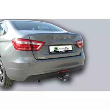 ФАРКОП ТСУ LADA VESTA (sd,un) со съемным шаром (без электропакета)