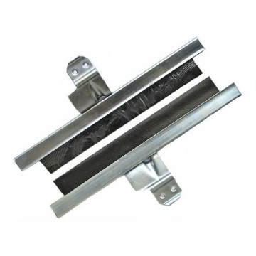 Планка крепления стекла переднего  2101 (к-т 2шт.) ЗАВОД с резинкой