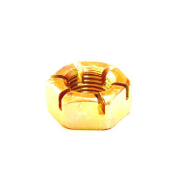 Гайка М10х1 надрезная нижнего рычага ВОЛГА