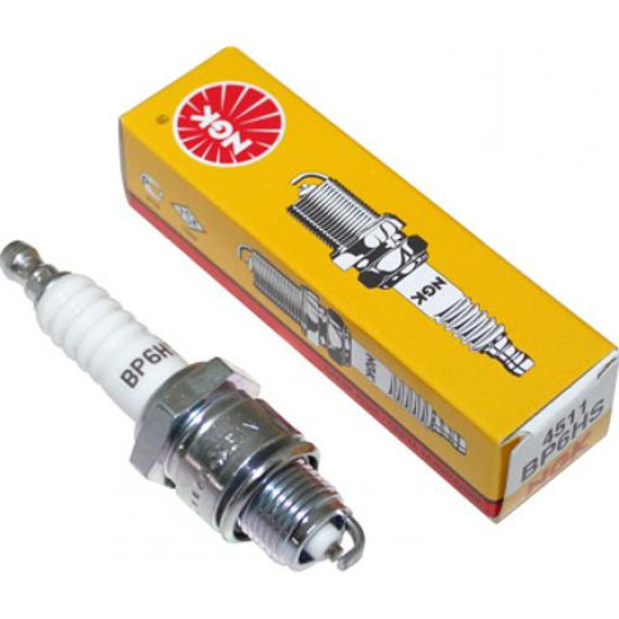 Свеча зажигания  402 короткая резьба (BP6HS) 4511 NGK