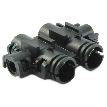 Разветвитель гофры проводки Т-обр. (6,8-4,6-6,8)